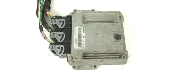 Renault Trafic II (X83) Engine control unit/module ECU 0281014208 8200666516