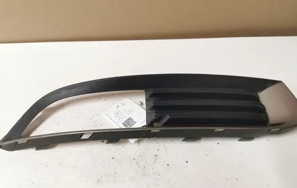 Opel Insignia A Front bumper lower grill 13238371 551004542 003200024