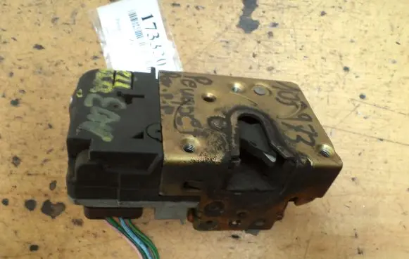 Peugeot Partner Front door lock