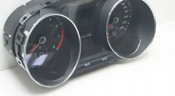 Volkswagen Polo V 6R Speedometer (instrument cluster) 6C0920740A