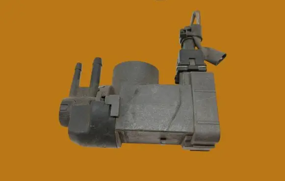 Mercedes-Benz E W211 Turbo solenoid valve EV526