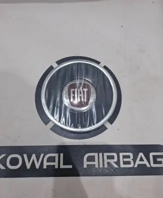 Fiat 500X Steering wheel airbag cover 