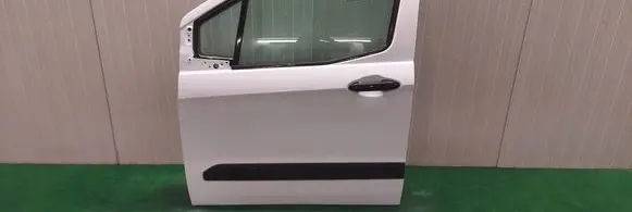 Ford Transit Courier Front door 
