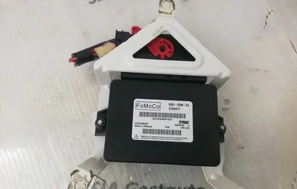 Volvo XC60 Hand brake control module 6G912598CA 31264471 A2C53296349
