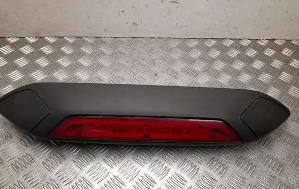 Tailgate rear/tail lights