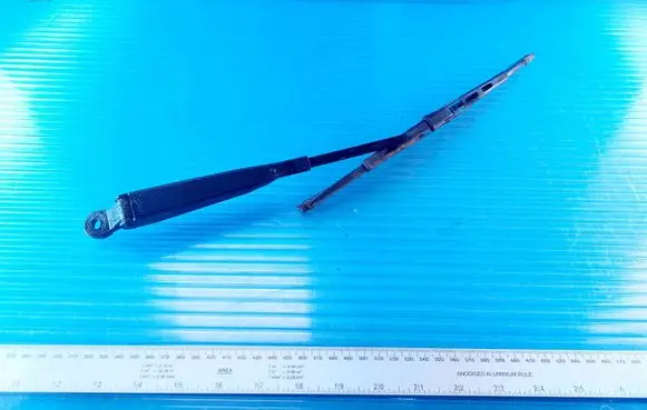Opel Combo C Rear wiper blade arm 09225631