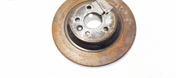 Volvo V70 Rear brake disc neventiliuojamas