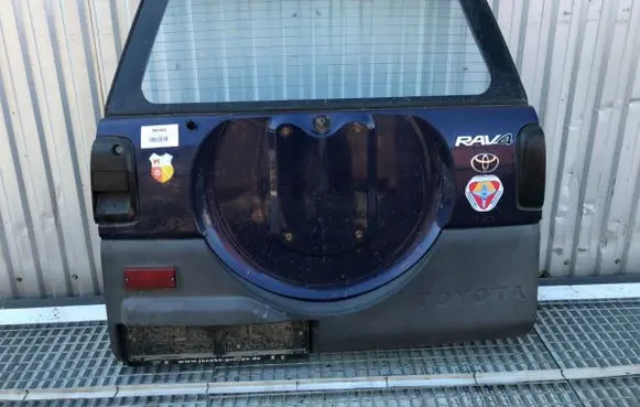 Toyota RAV 4 (XA10) Tailgate/trunk/boot lid 