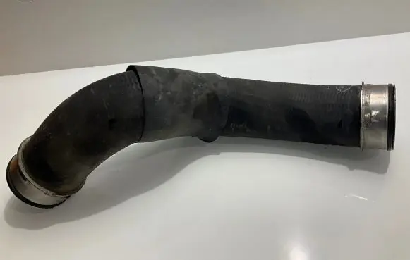 Mercedes-Benz E W211 Intercooler hose/pipe