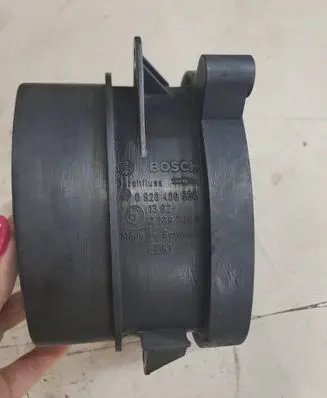 BMW 5 E60 E61 Mass air flow meter 0928400504