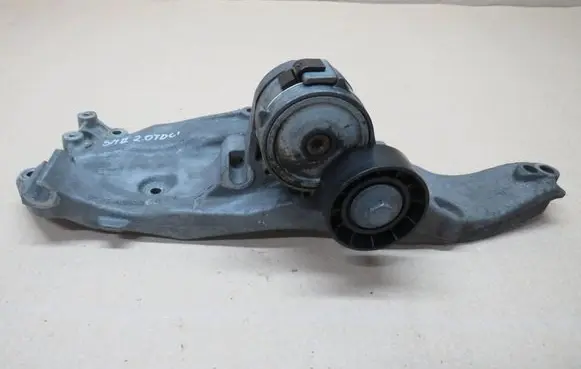Ford S-MAX Generator/alternator bracket DS7Q8D611AH