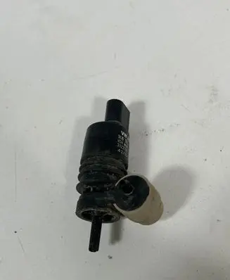 Skoda Superb B8 (3V) Windscreen/windshield washer pump 1K6955651