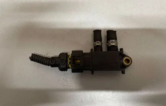 Opel Astra K Air pressure sensor 55599659