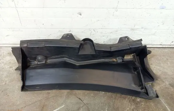 Ford Flex Wiper trim 8A83-74021A36-AD
