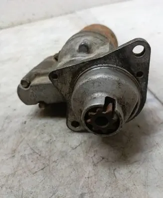 Nissan Sunny Starter motor S114440