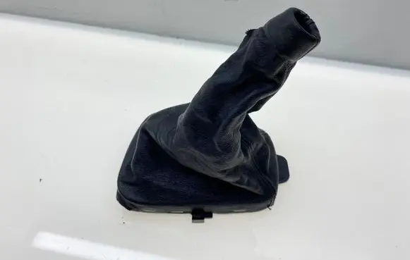 Subaru Legacy Gear lever shifter trim leather/knob 92123AG030 92123AG 35022AG
