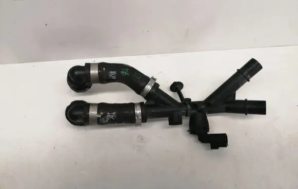 Jaguar I-Pace Engine coolant pipe/hose L9D38D182AC