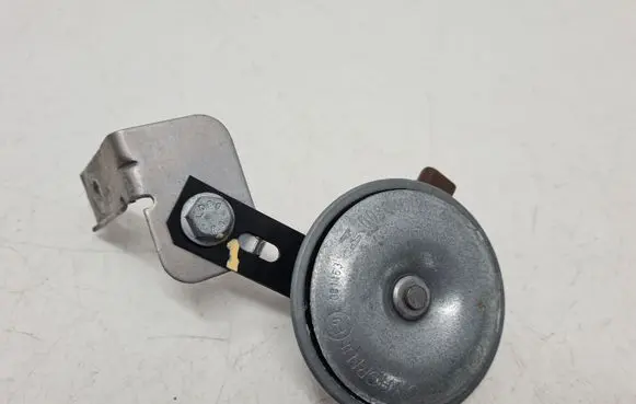 Dacia Sandero Horn signal 0080402013