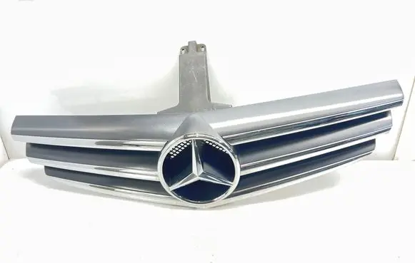 Mercedes-Benz CLC CL203 Front grill A2038801583