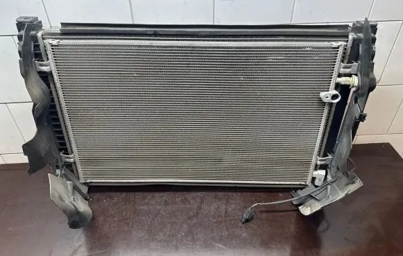 Audi A6 S6 C6 4F Radiator set 4F0260401E 4F0121251M
