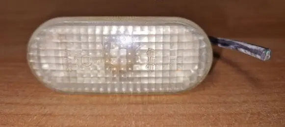 Volkswagen Bora Front fender indicator light 1j5949117