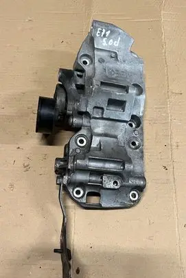 BMW X6 E71 Generator/alternator bracket 8506863 174786 11168506863