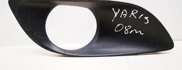 Toyota Yaris Front fog light trim/grill 814810D100