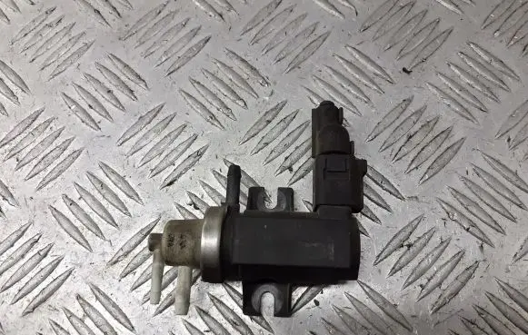 Skoda Octavia Mk1 (1U) Vacuum valve 1J0906627A