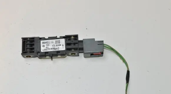 Chrysler 300 - 300C Airbag deployment crash/impact sensor 04671779AC