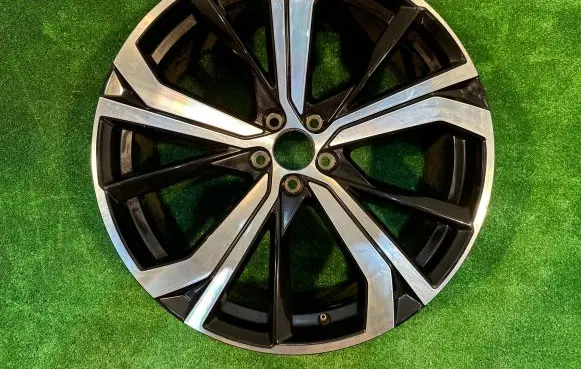Volvo XC60 R21 alloy rim 