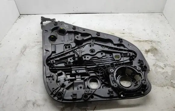 Rear window lifting mechanism without motor