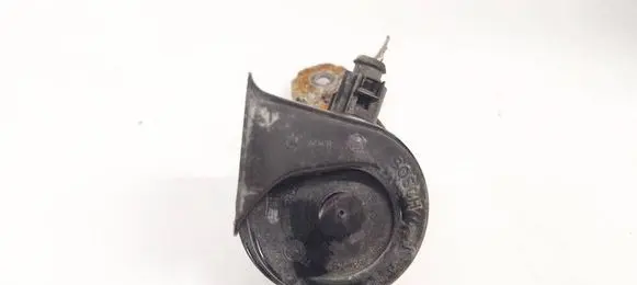 Volkswagen Golf V Horn signal E9001157