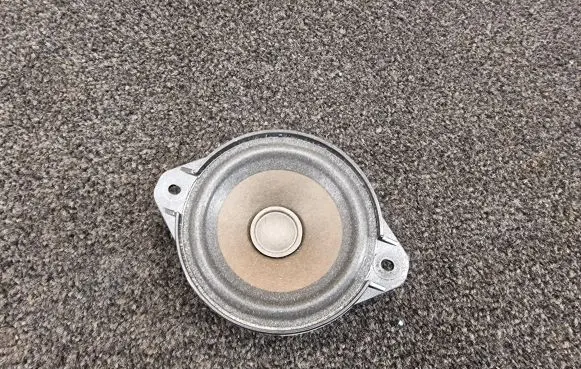 Tesla Model S Panel speaker 100483301A