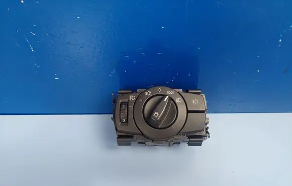 BMW 1 E81 E87 Light switch 6932792 33600101
