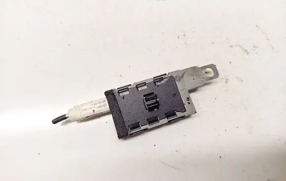 Peugeot RCZ Antenna control unit ym40500280a