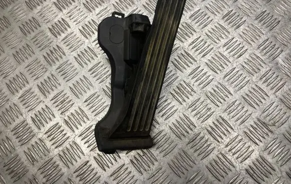 Skoda Octavia Mk2 (1Z) Accelerator throttle pedal 1K1721503P