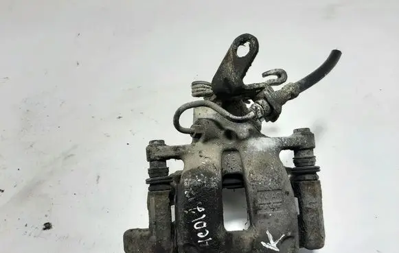 Volkswagen Golf V Rear brake caliper 