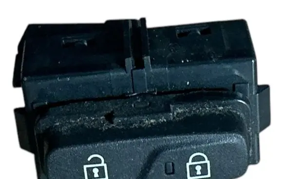 Volvo S60 Central locking switch button 31318989