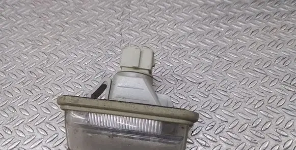 Toyota Avensis T250 Number plate light