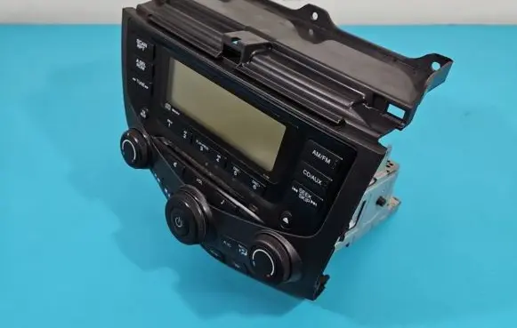Honda Accord Radio/CD/DVD/GPS head unit 39050-SEA-G110-M1 IMPRK1358866