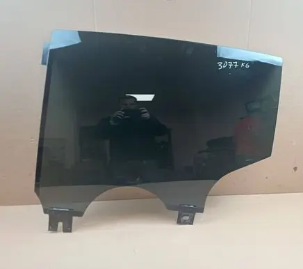 Tesla Model X Rear door window glass 43R004553