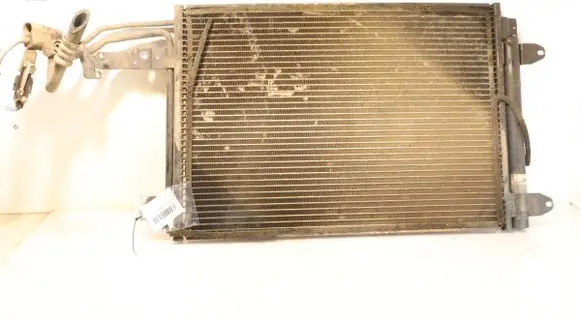 Volkswagen Jetta V A/C cooling radiator (condenser)