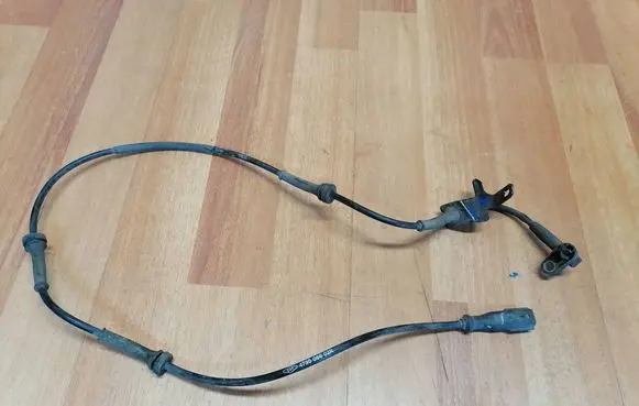 Renault Espace V (RFC) ABS rear brake sensor 479508802R 0265004485