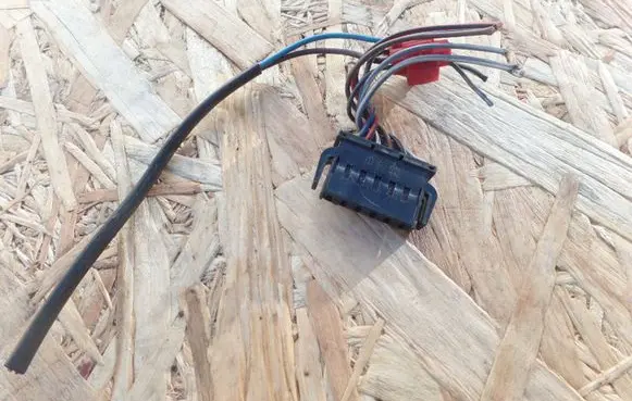 Volkswagen PASSAT B5 Other wiring loom 893971636
