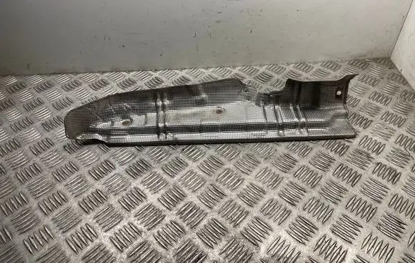 BMW 4 F36 Gran coupe Heat shield in engine bay 8511809