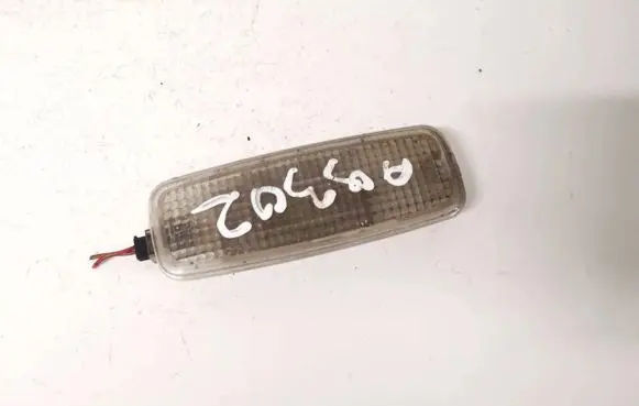Audi A6 S6 C5 4B Other interior light 8l0947105a