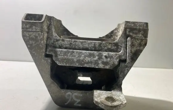 Opel Signum Engine mount bracket 210446-1-8