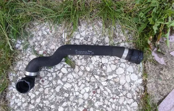 Mercedes-Benz C W205 Engine coolant pipe/hose A2055014784 P4653712N28 625146713C