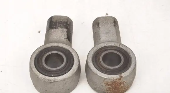 Aston Martin DB7 Rear differential/diff mount bracket 
