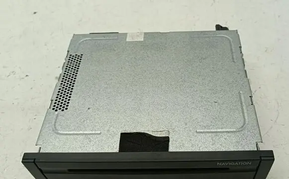 Volkswagen Phaeton Navigation unit CD/DVD player 